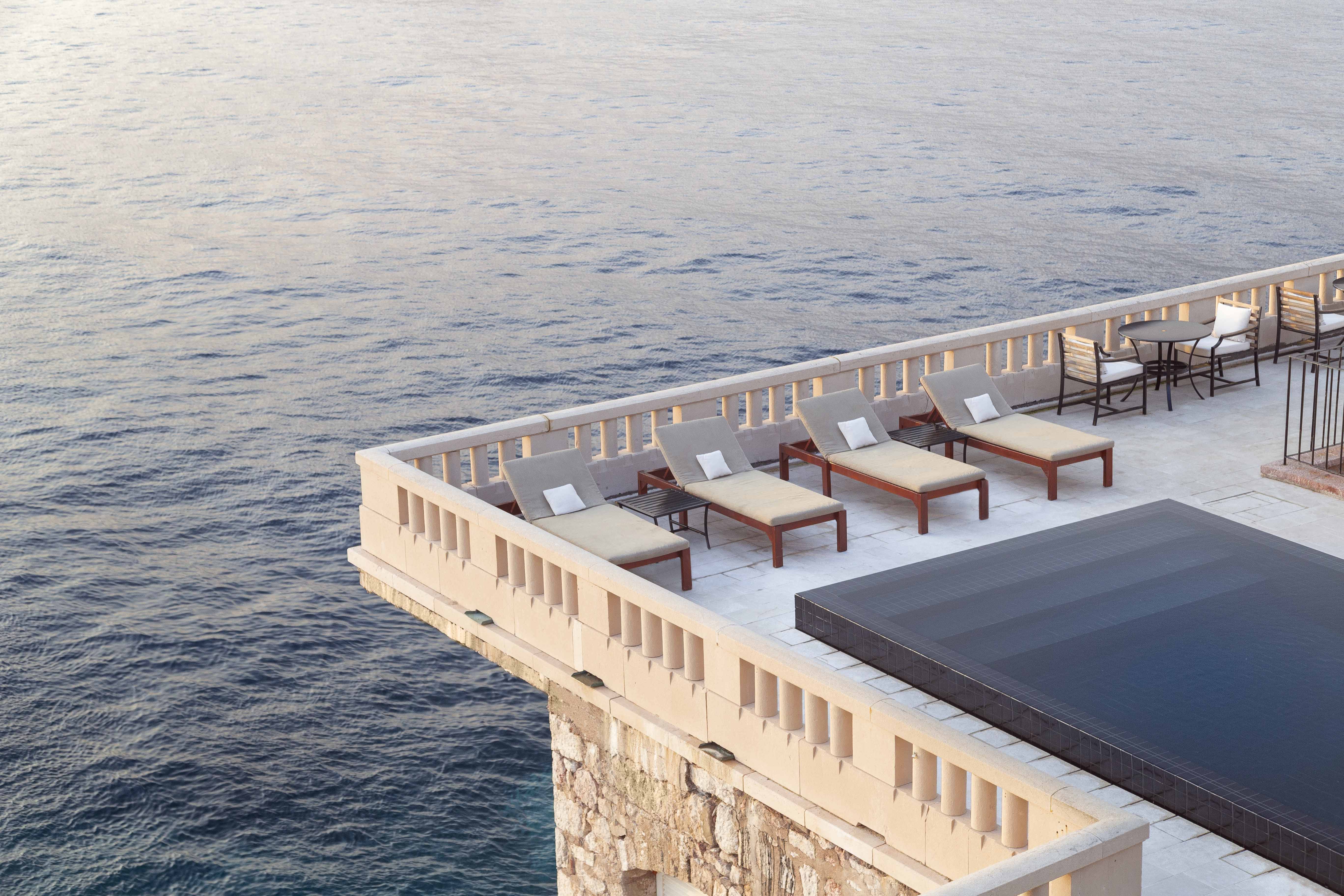 Aman Sveti Stefan, Montenegro Signature Pool