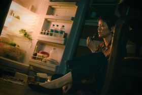 Netflix《聰明鎮》7月28日上線 梁詠琪挑戰窒息母愛掀話題