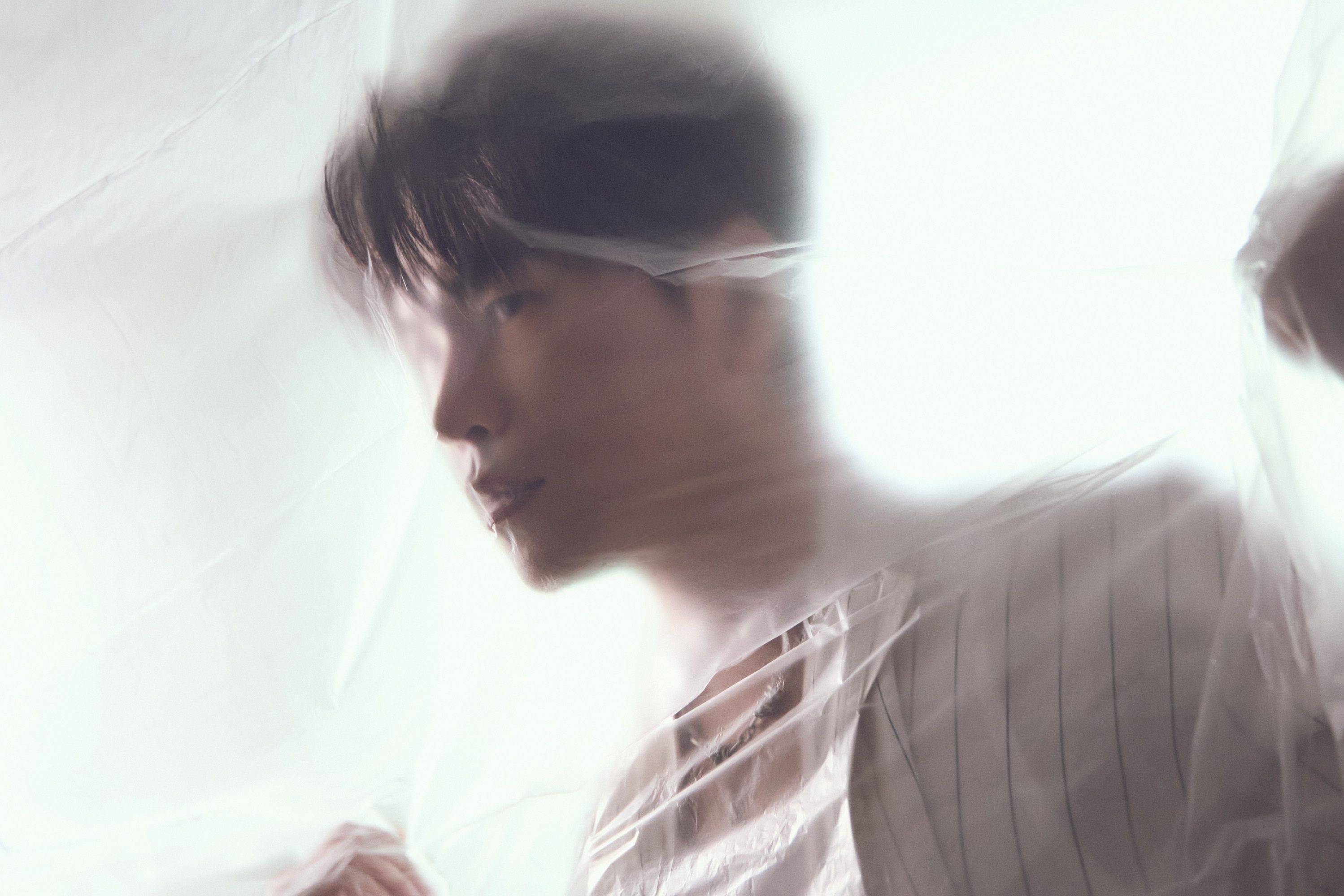 蕭景鴻〈適當〉MV上線 唱出放下包袱後最自在的人生哲學 11 edy hsiao shidang mv who i am tour2