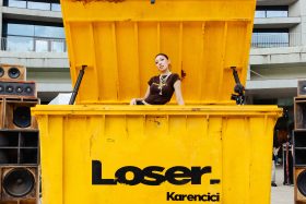 Karencici《Loser.》全面數位發行 首場簽唱會登場並宣布演唱會延期資訊
