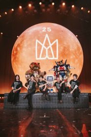 五月天《回到那一天》25週年巡演162場落幕　重現101經典時刻