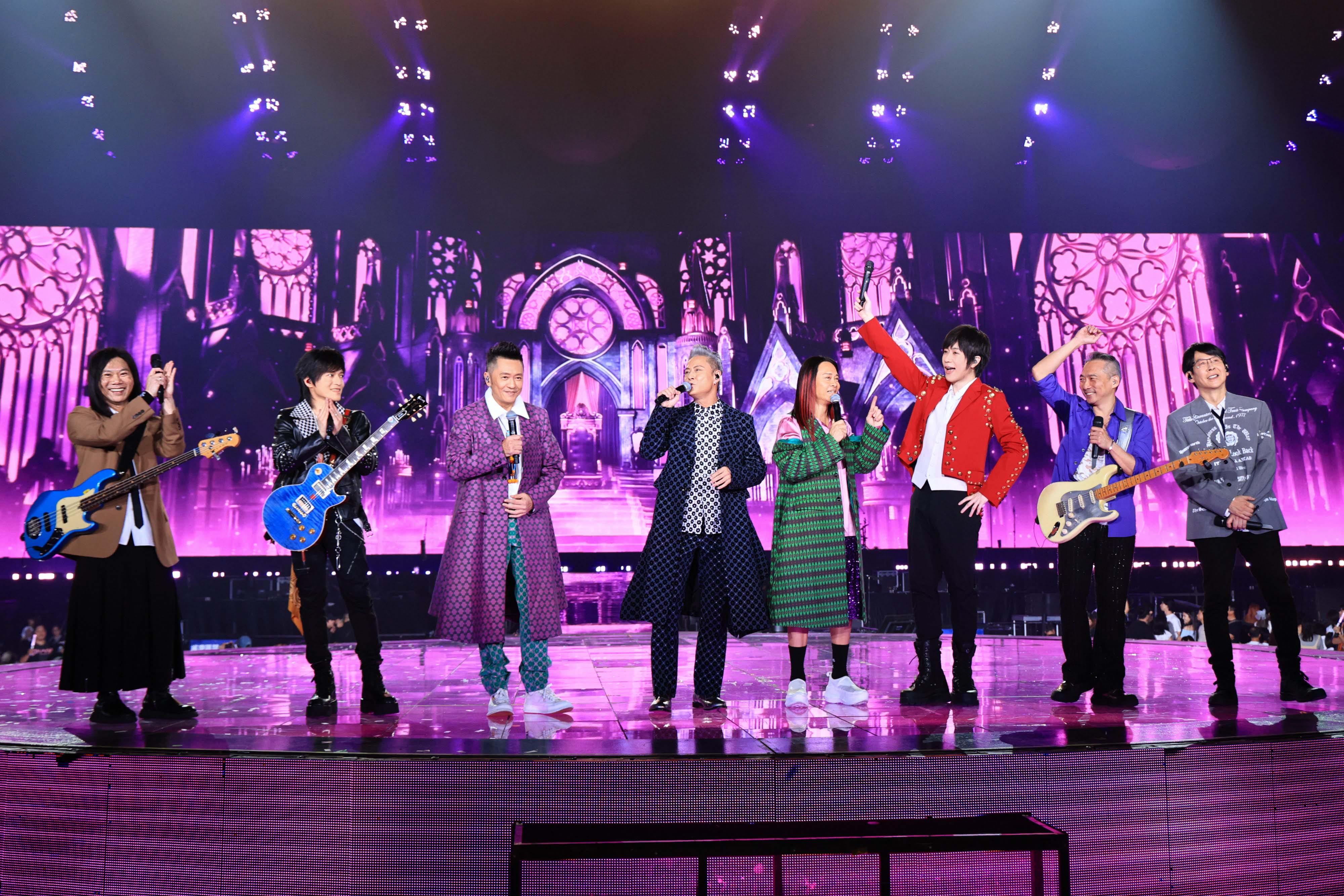 Mayday Taipei Dome Double Show Grasshopper 25th Tour (4)