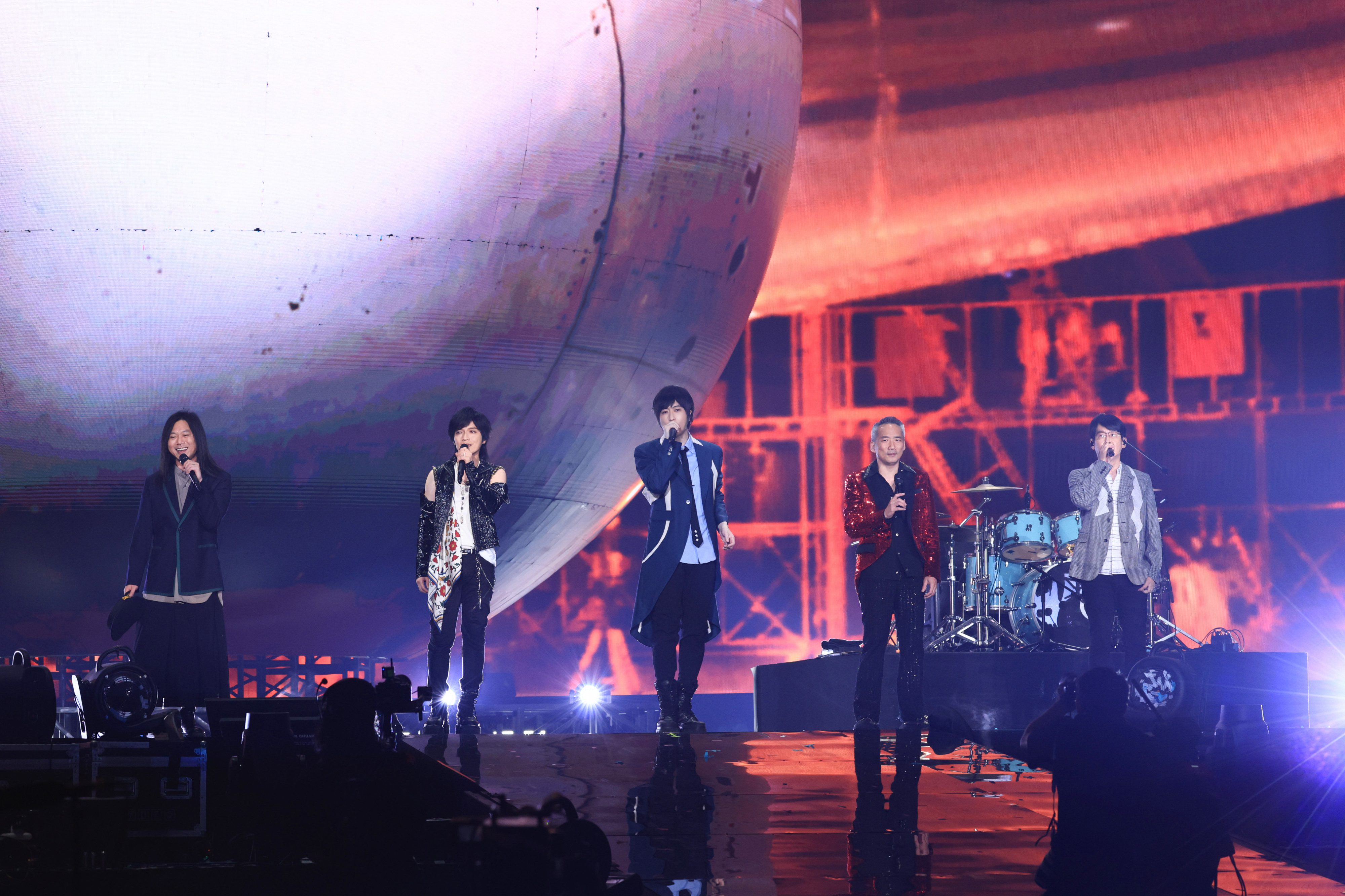 Mayday Taipei Dome Double Show Grasshopper 25th Tour (8)