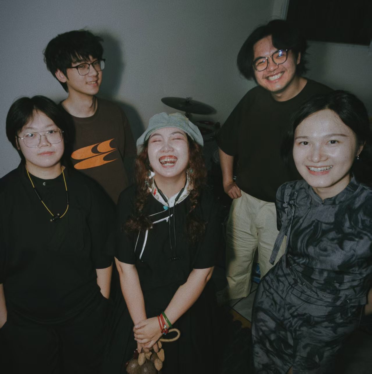 Shishuiweilan Ripple Debut Album (3)