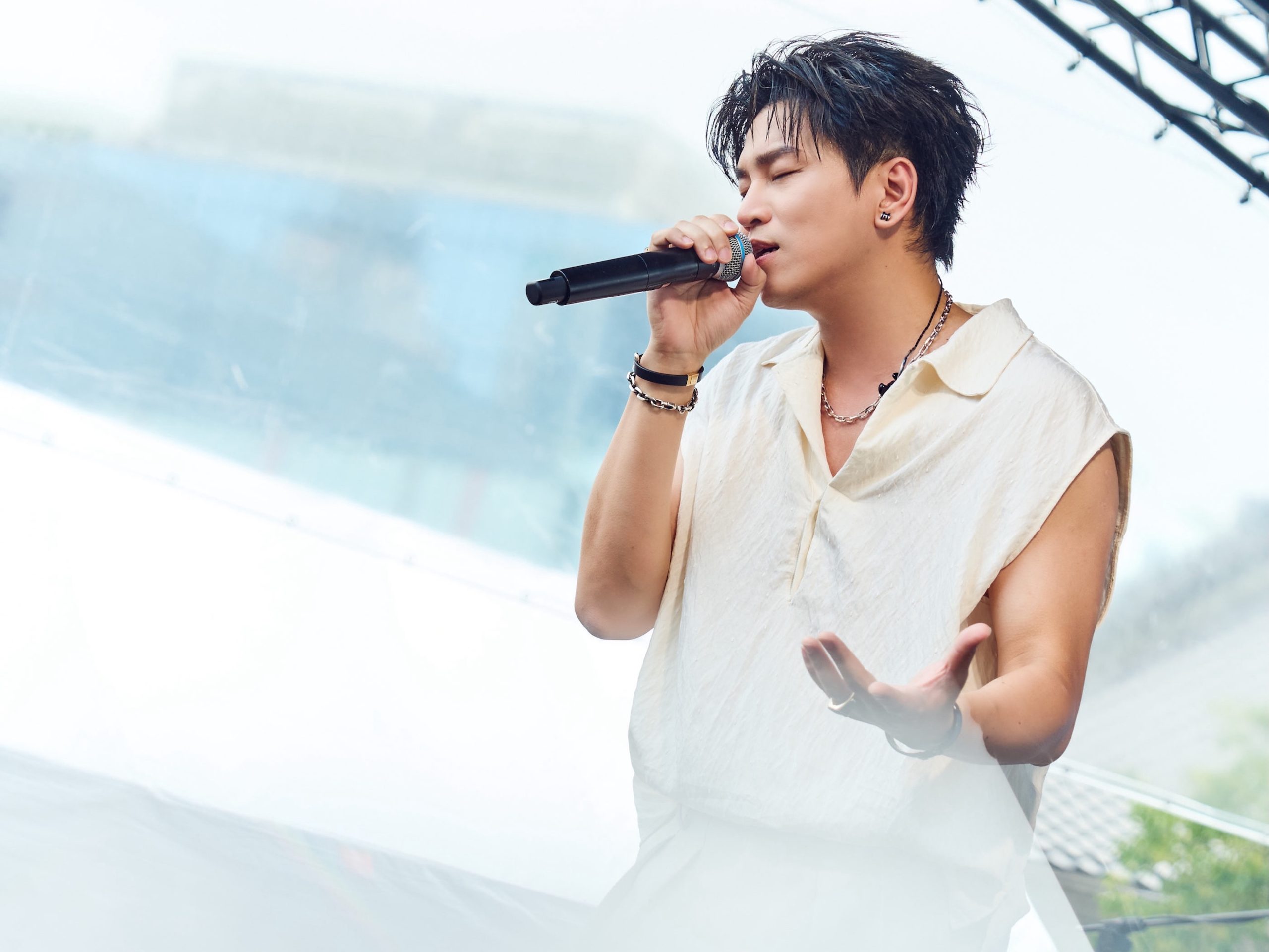 Songshan Summer Live Concert Wei Adi (4)