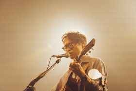 張淦勛Giyu Tjuljaviya台北演唱會以雲影、文學與族語重構十餘年創作