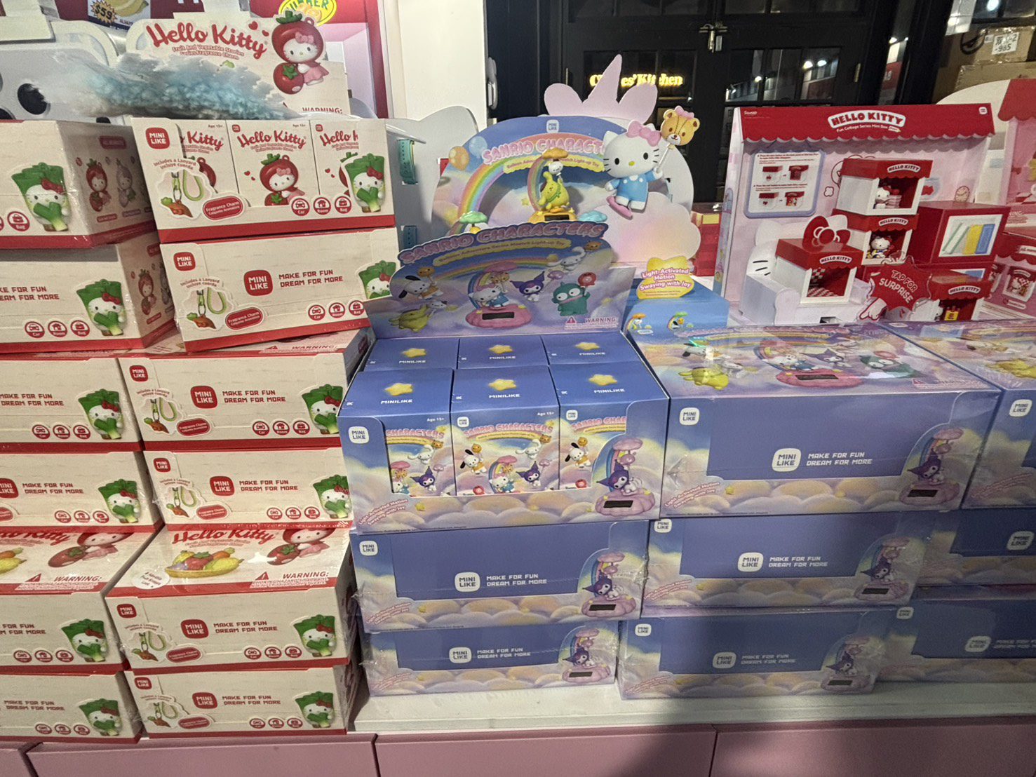 Huashan Summer Blind Box Pop Up (1)