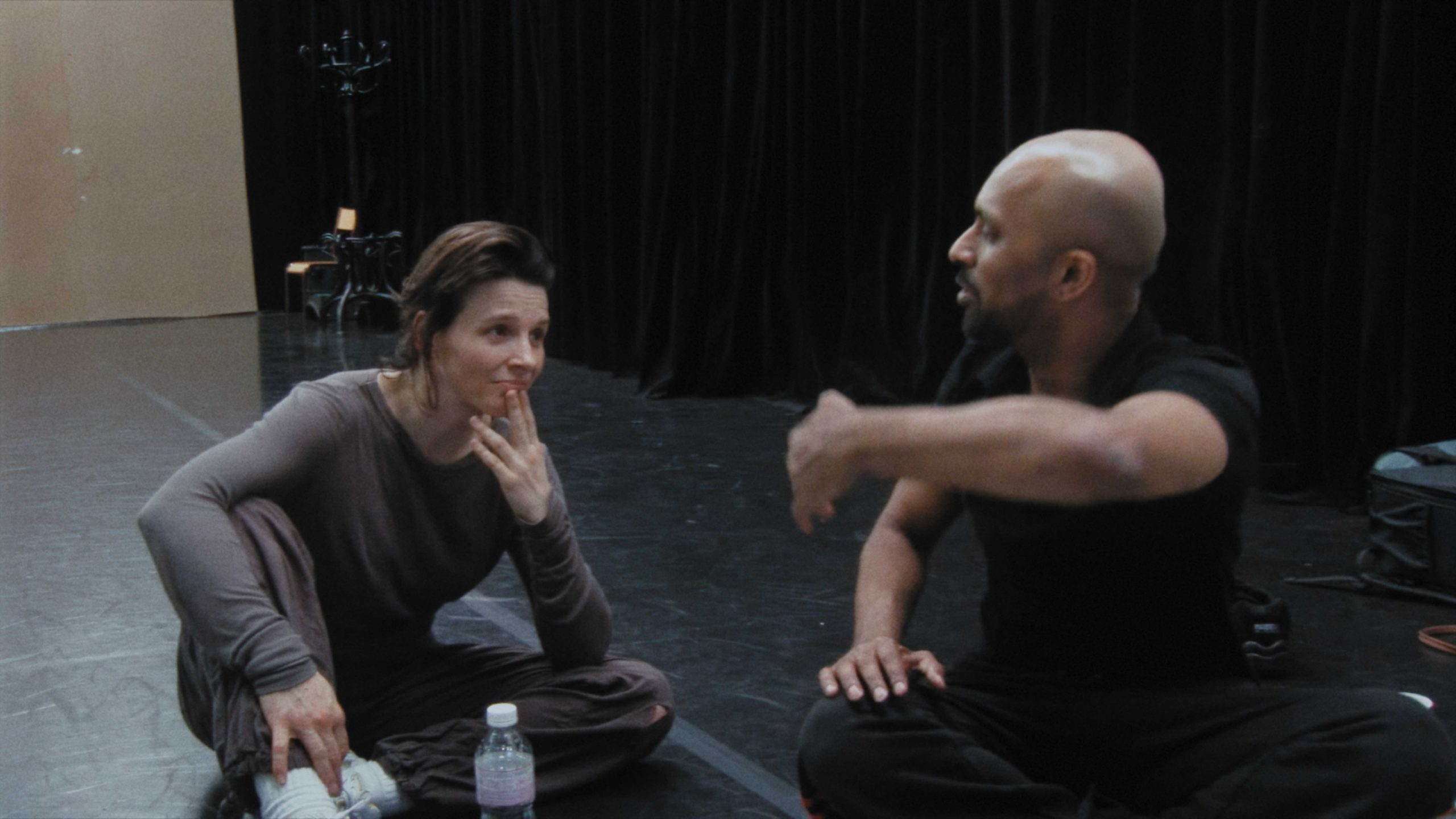 In I In Motion Juliette Binoche Akram Khan (7)