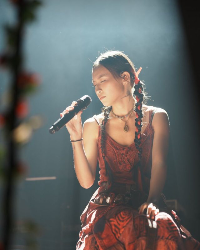 LÜCY攜Moyka打造三語電子舞曲〈LOOP〉,秋季EP與歐洲巡演接力登場 9 lucy moyka loop electronic song europe tour2
