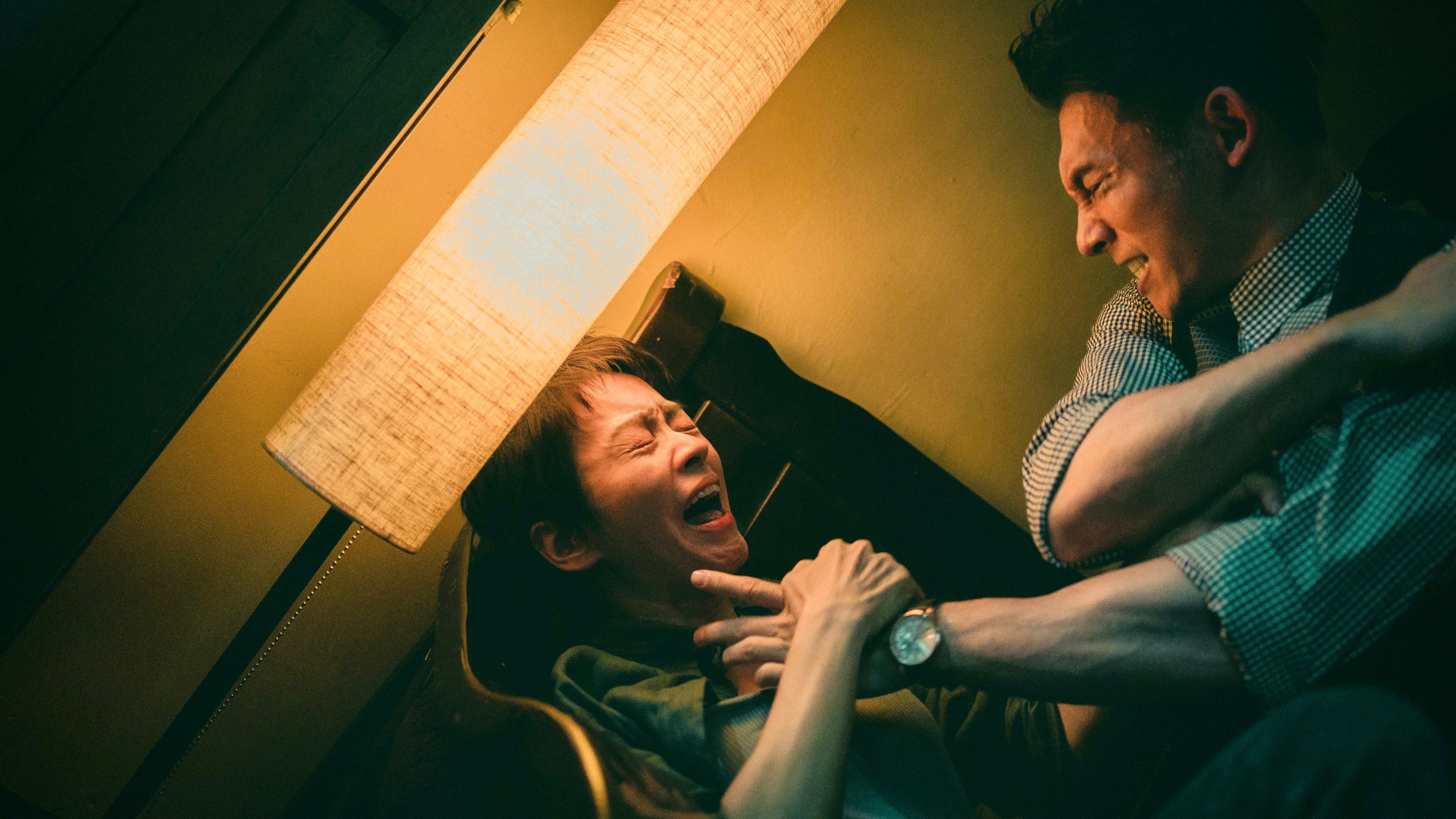 Smart Town Netflix Junji Ito Liang Gigi Wen Shenghao (4)