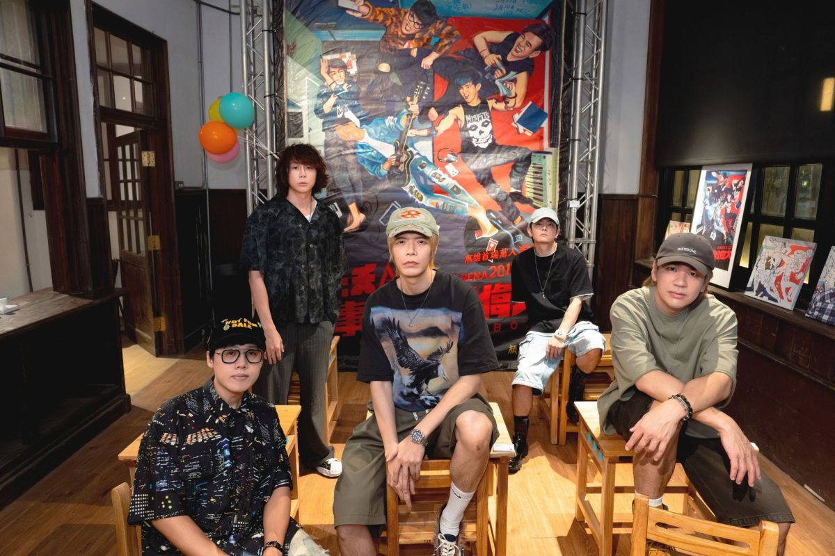 831 that old place charity exhibition2