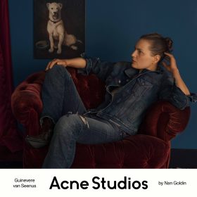 Acne Studios 30週年攜手Nan Goldin，以丹寧肖像回望品牌創立精神