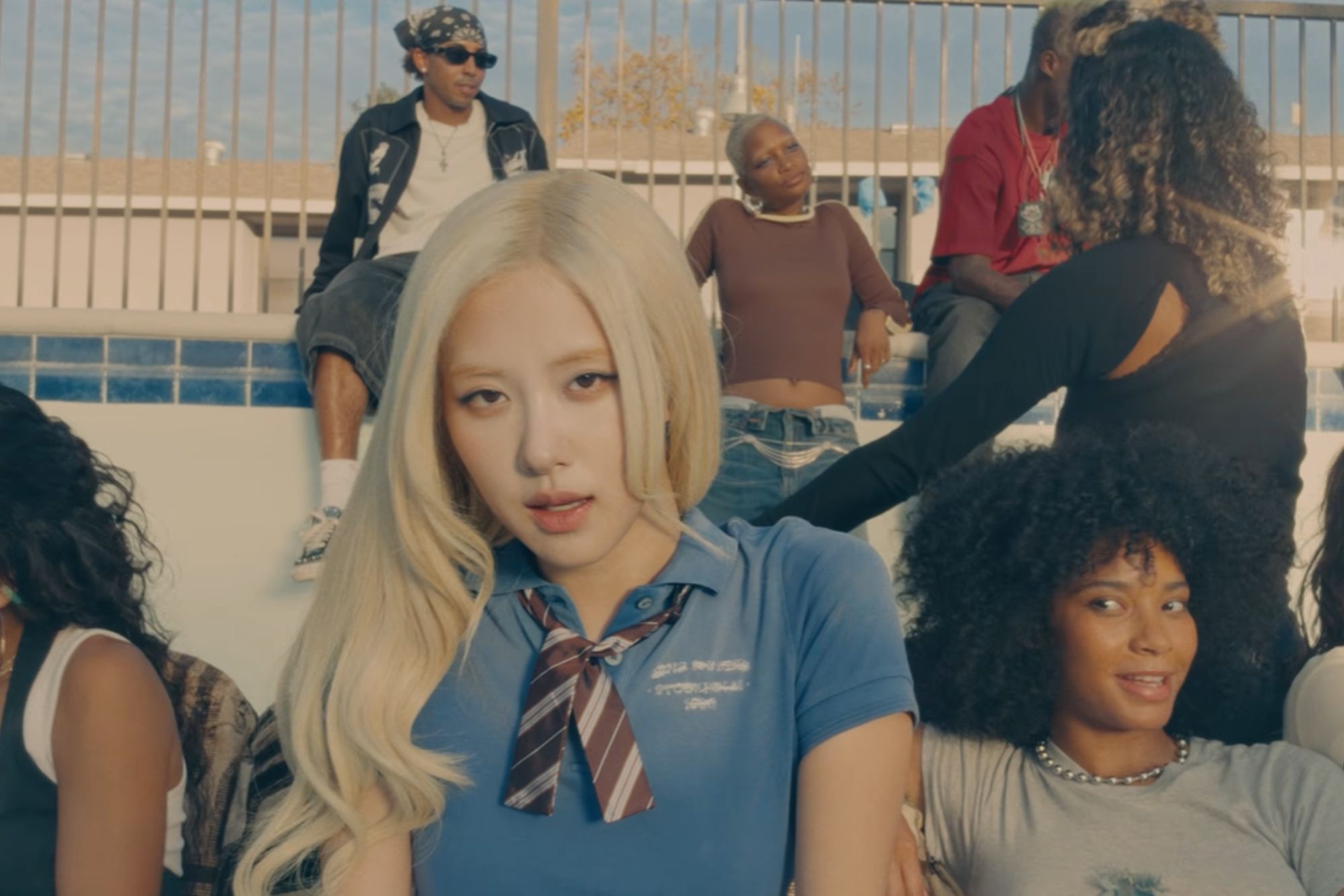 BLACKPINK Rosé〈new trick〉MV演繹Acne Studios 2026秋冬新裝