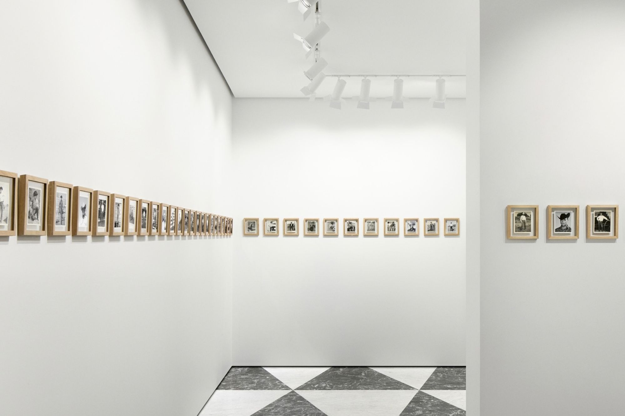 Acne Paper Palais Royal《Rodeo》展出Bruce of Los Angeles珍貴牛仔攝影