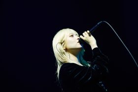 藤川千愛二度來台巡演最終場　Zepp開唱驚喜翻唱五月天〈後來的我們〉