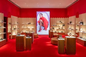 Christian Louboutin進駐台中漢神洲際　巴黎紅底美學打造全新專門店