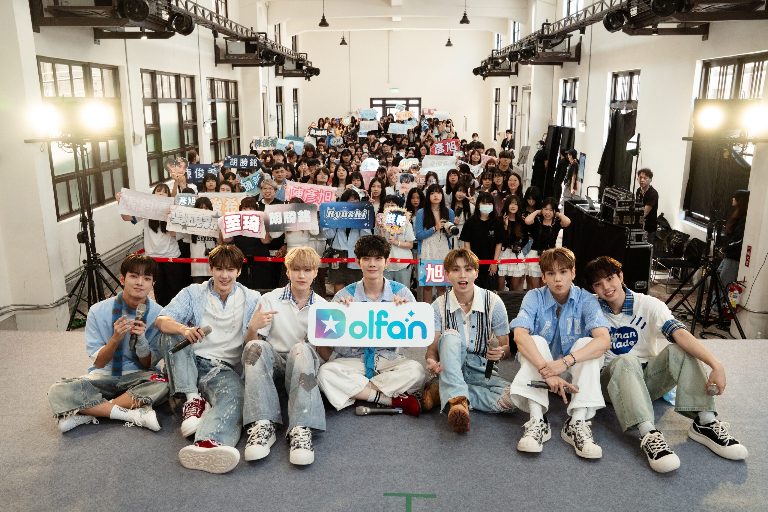 dolfan ffo after rain handshake event4 scaled