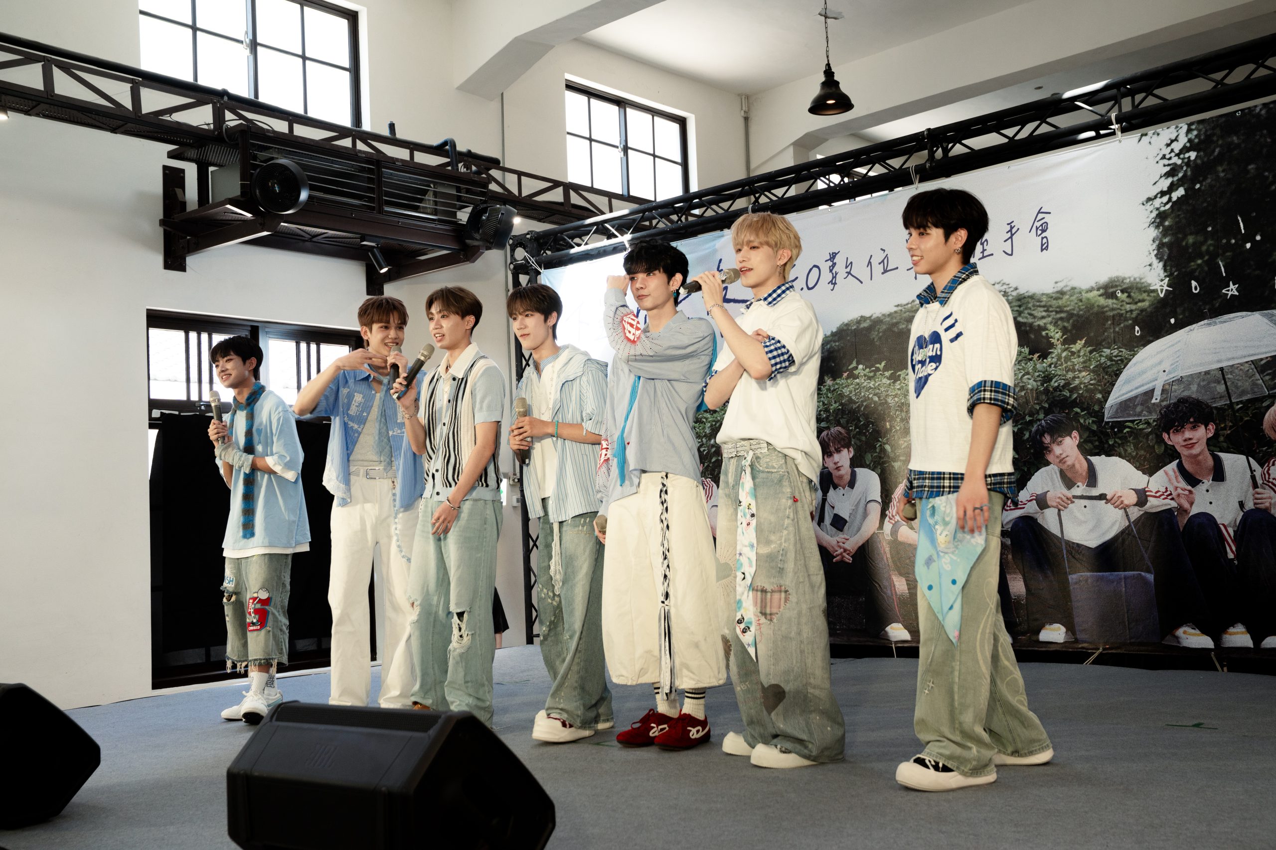 dolfan ffo after rain handshake event6 scaled