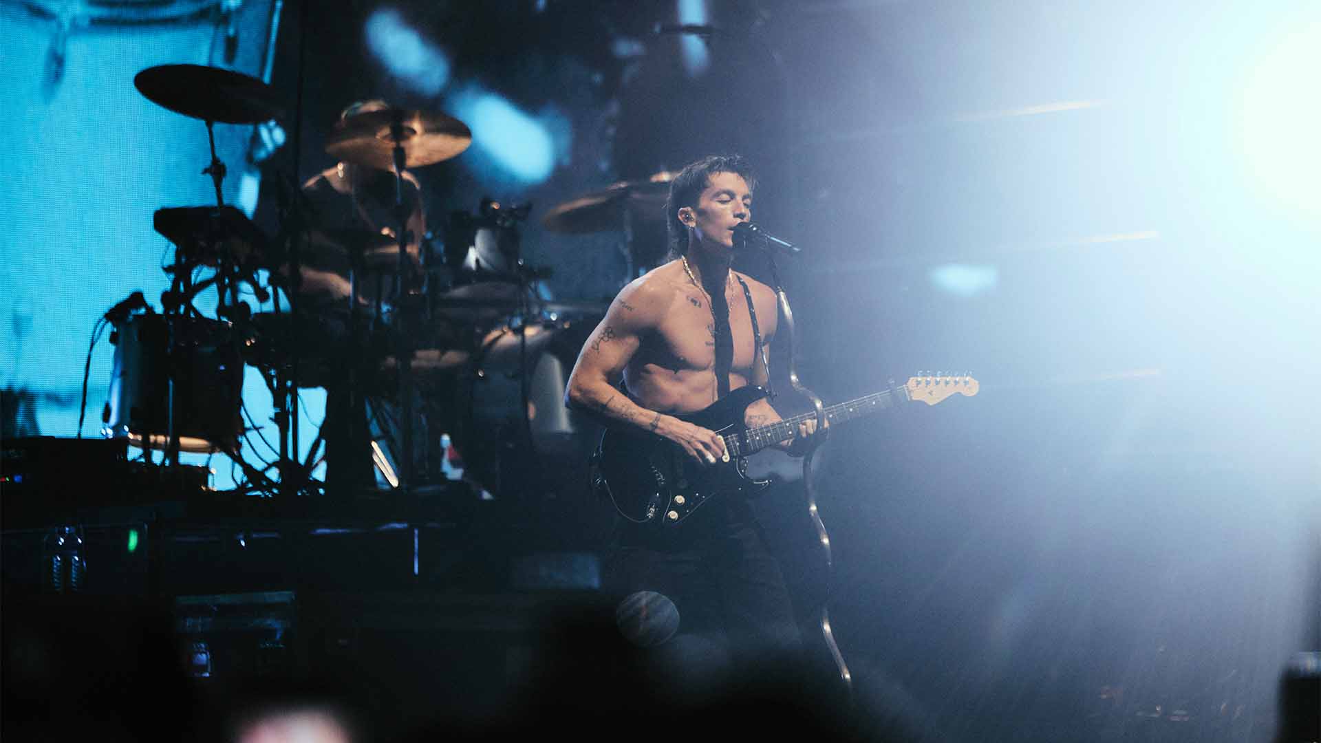 lany soft world tour taipei5.jpg
