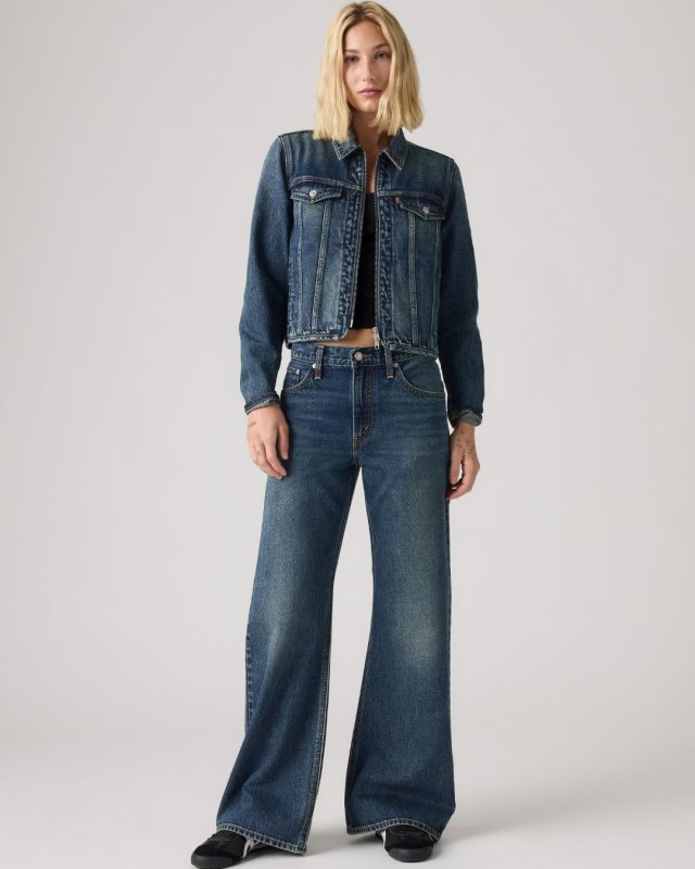 levis rose the original girl denim collection1