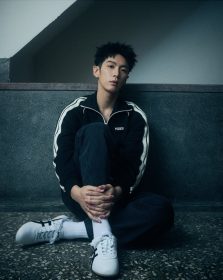 Onitsuka Tiger鬼塚虎 TAI-CHI OG復刻上市，重現千禧薄底經典輪廓