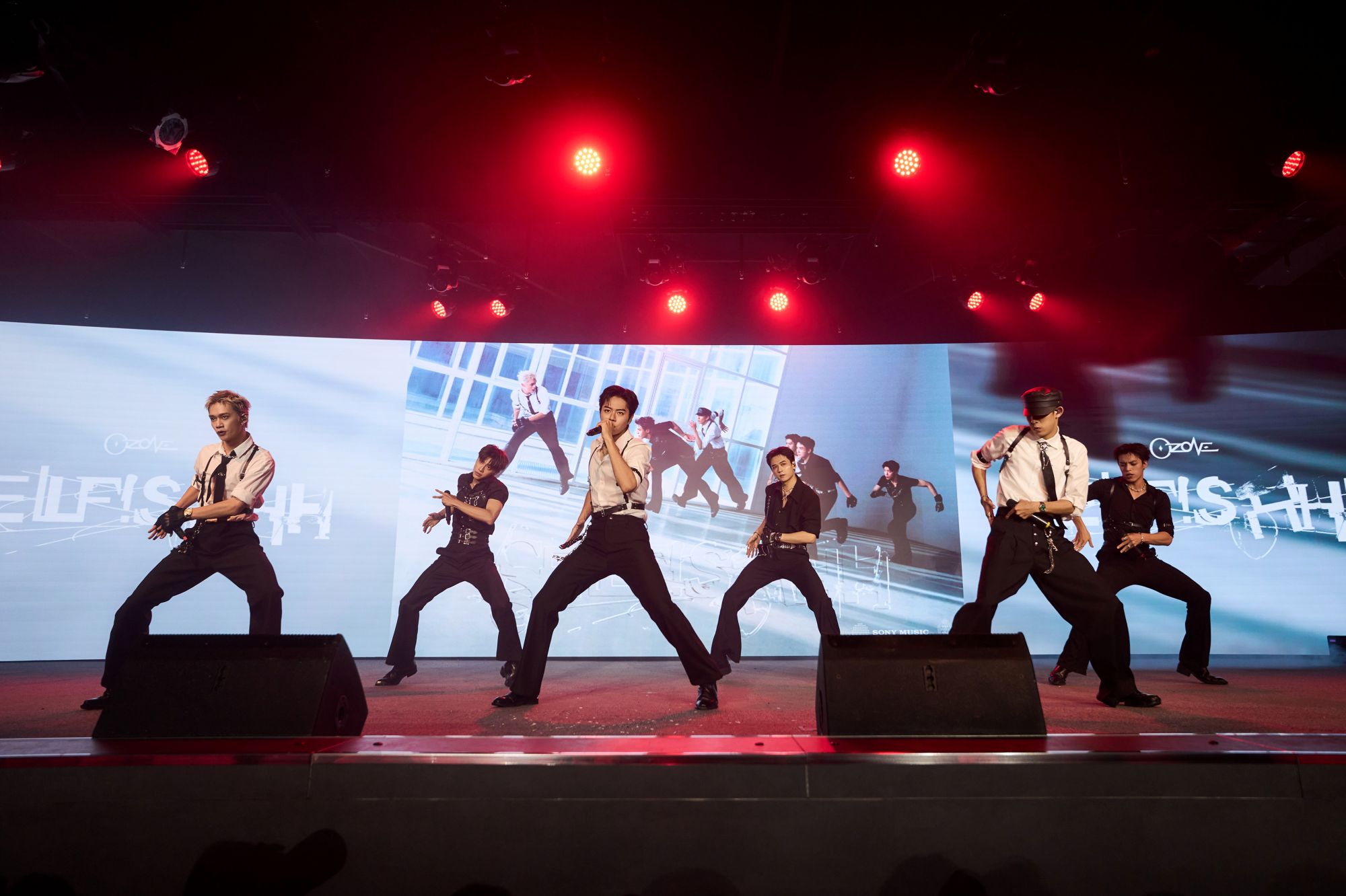 Ozone 4th Anniversary Fancon Selfishhh (1)