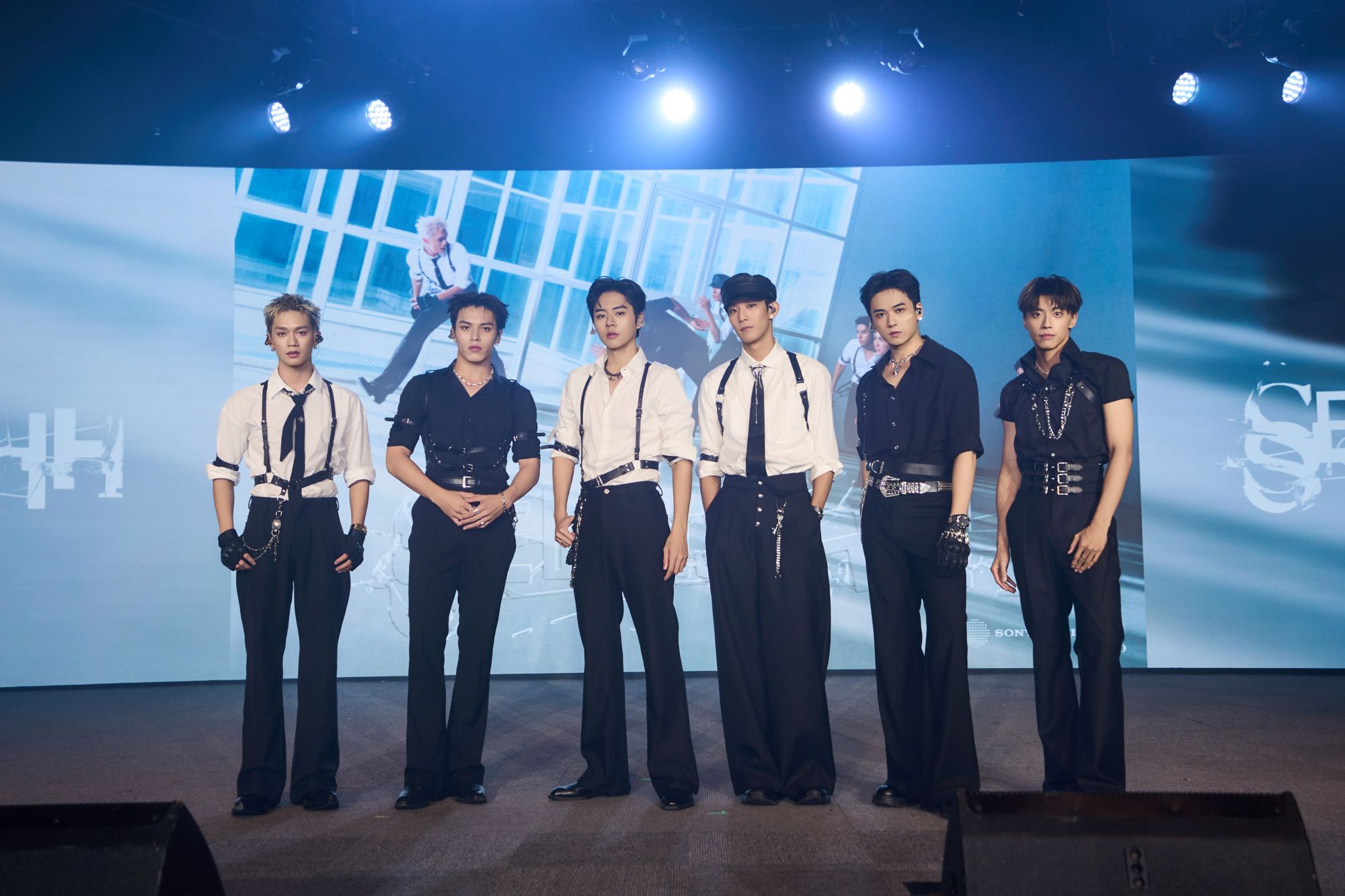 Ozone 4th Anniversary Fancon Selfishhh (4)