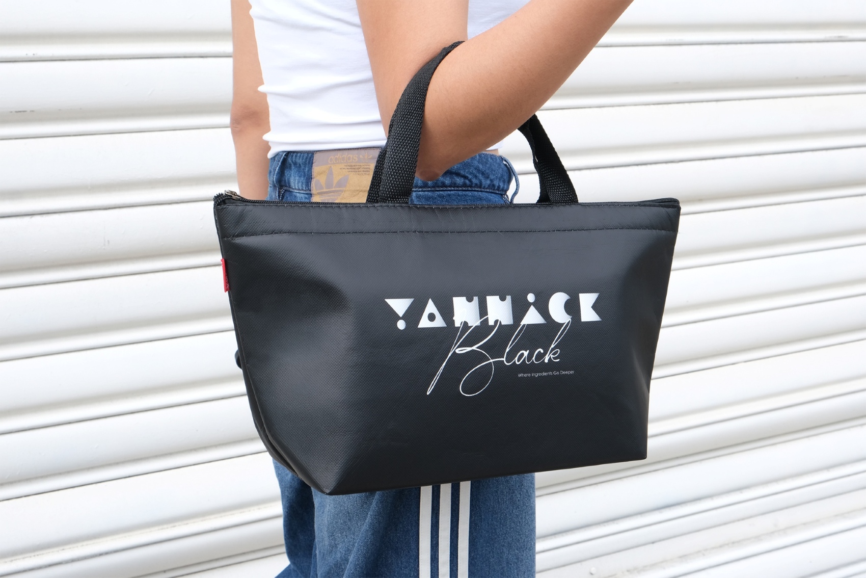 Yannick Cameroon Chocolate Black Roll (5)
