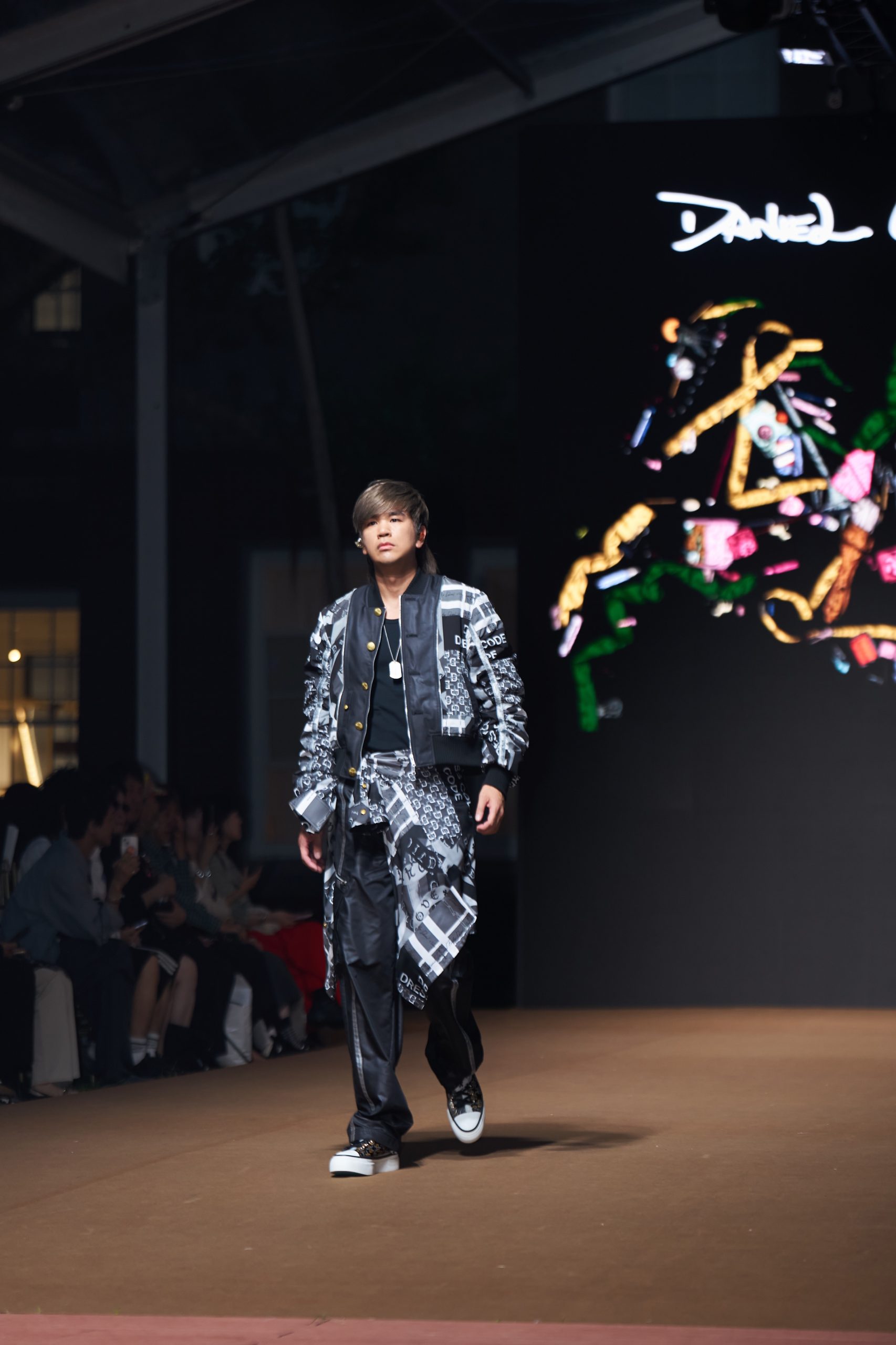 831 Daniel Wong Taipei Fashion Week Dress Code (2)