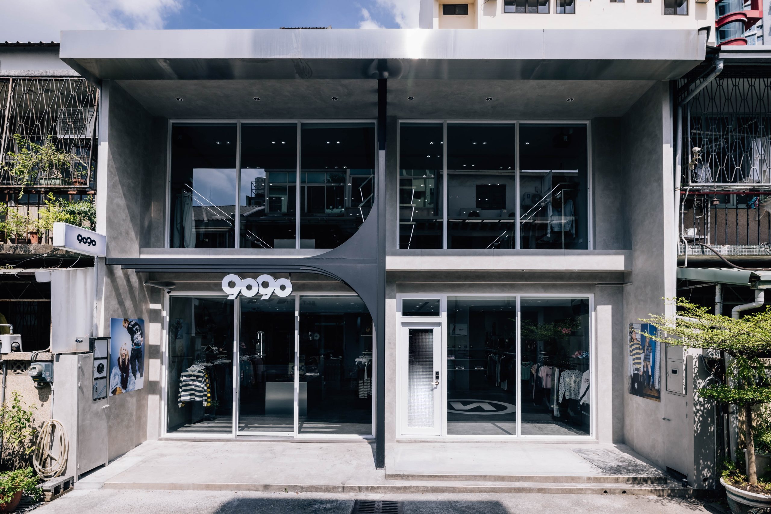 9090 Taichung Flagship Store Starr Chen (3)