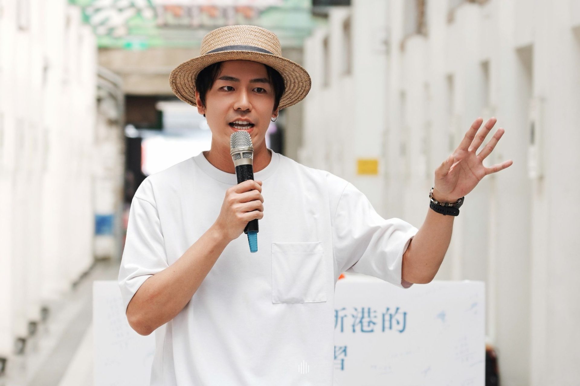 張瑞夫首辦個人攝影展！阿公照片藏思念