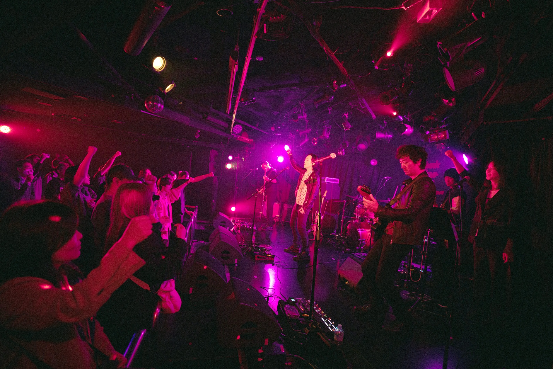 Echo Of Your Soul Japan Tour Tower Records (2)