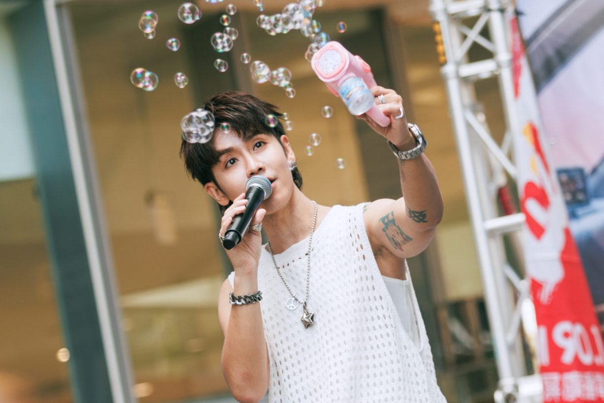 gugu vitamin g energy milk storm mv concert1
