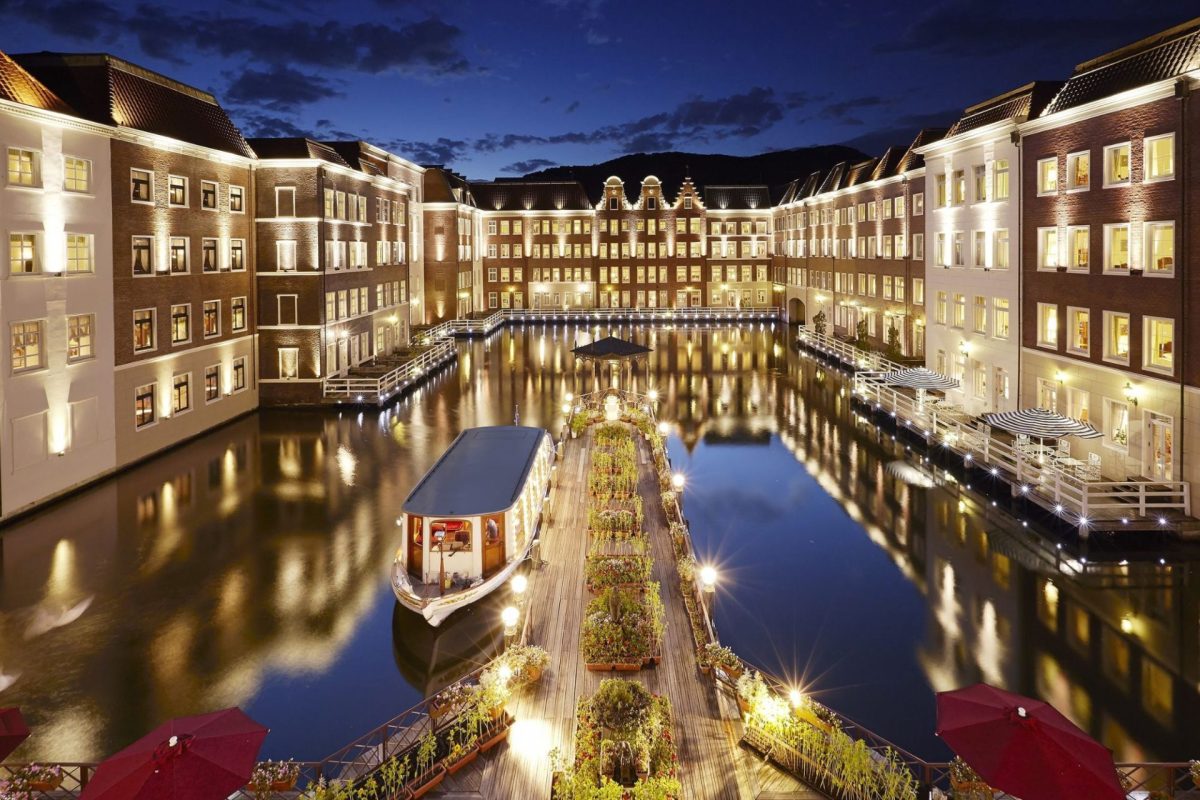 huis ten bosch 2027 roller coaster countdown fireworks5