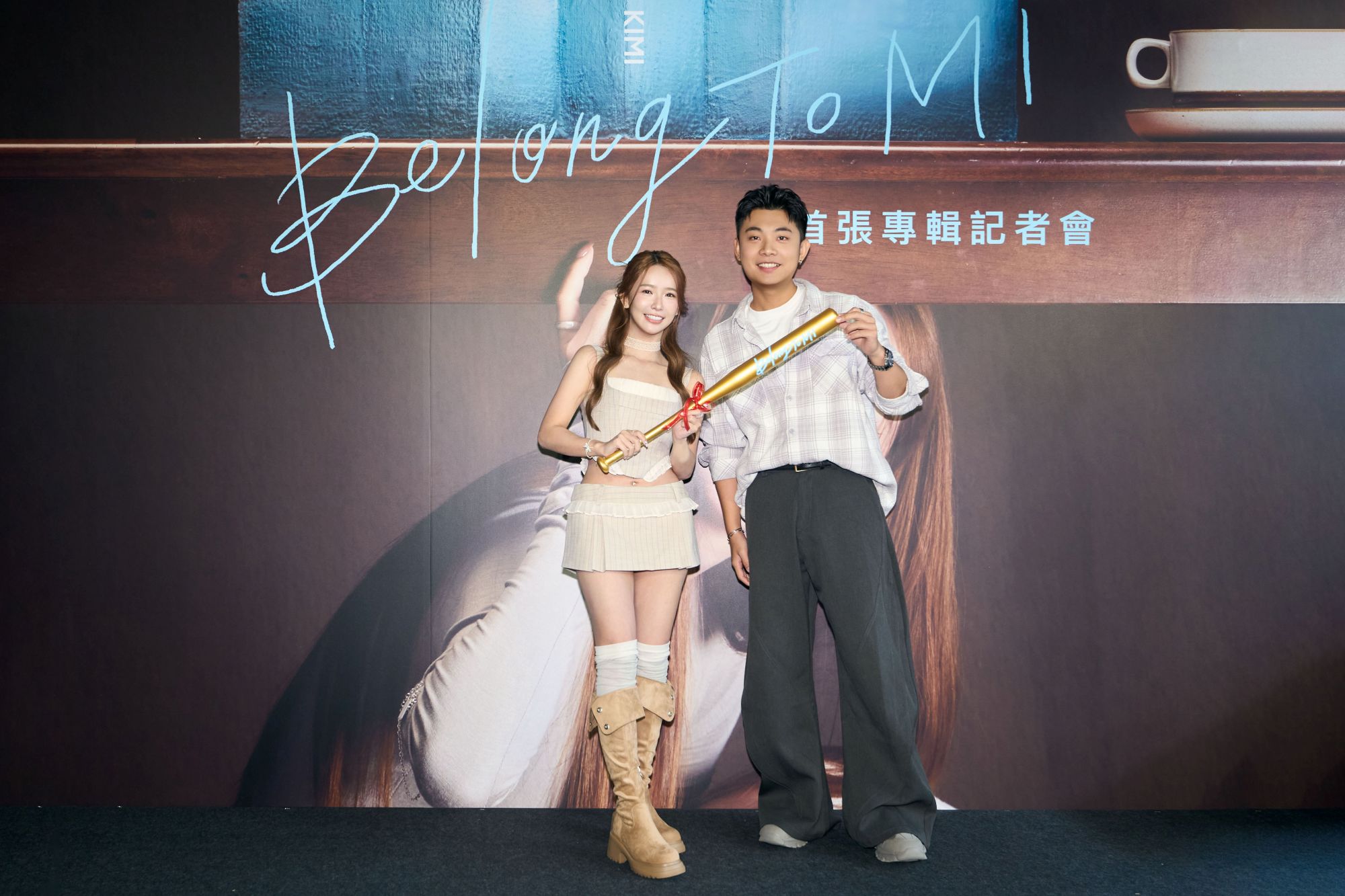 Kimi Belong To Mi First Album Fansign (5)