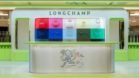 Longchamp My Pliage客製化快閃店登陸南港LaLaport！7款包型、20種色彩打造專屬包款
