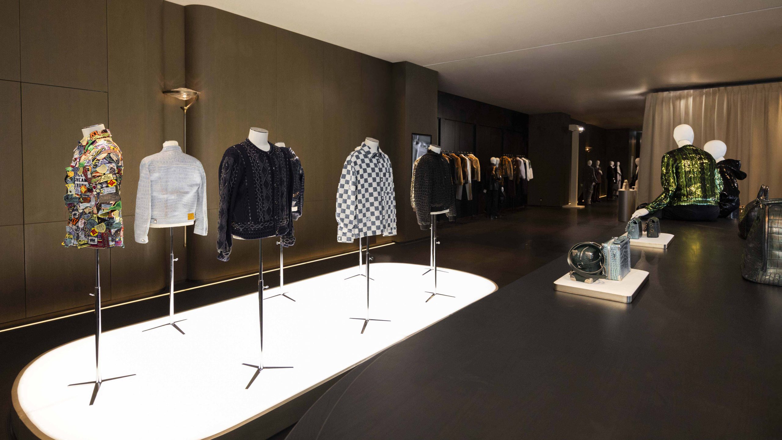 Louis Vuitton Exotic Leather High Jewelry Couture Exhibition (25)