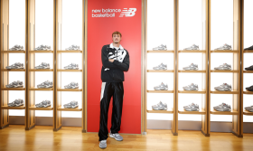 New Balance攜手Cooper Flagg澳門發表個人標識　P400 Low籃球鞋亮相迎接NBA新賽季