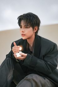 越南創作歌手VCT推出英文單曲〈Change〉　攜手Post Malone製作團隊進軍國際樂壇