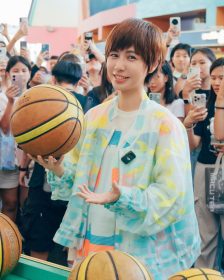 魏嘉瑩《快出來玩》快閃兒童新樂園　500歌迷齊跳虎爪舞嗨翻全場